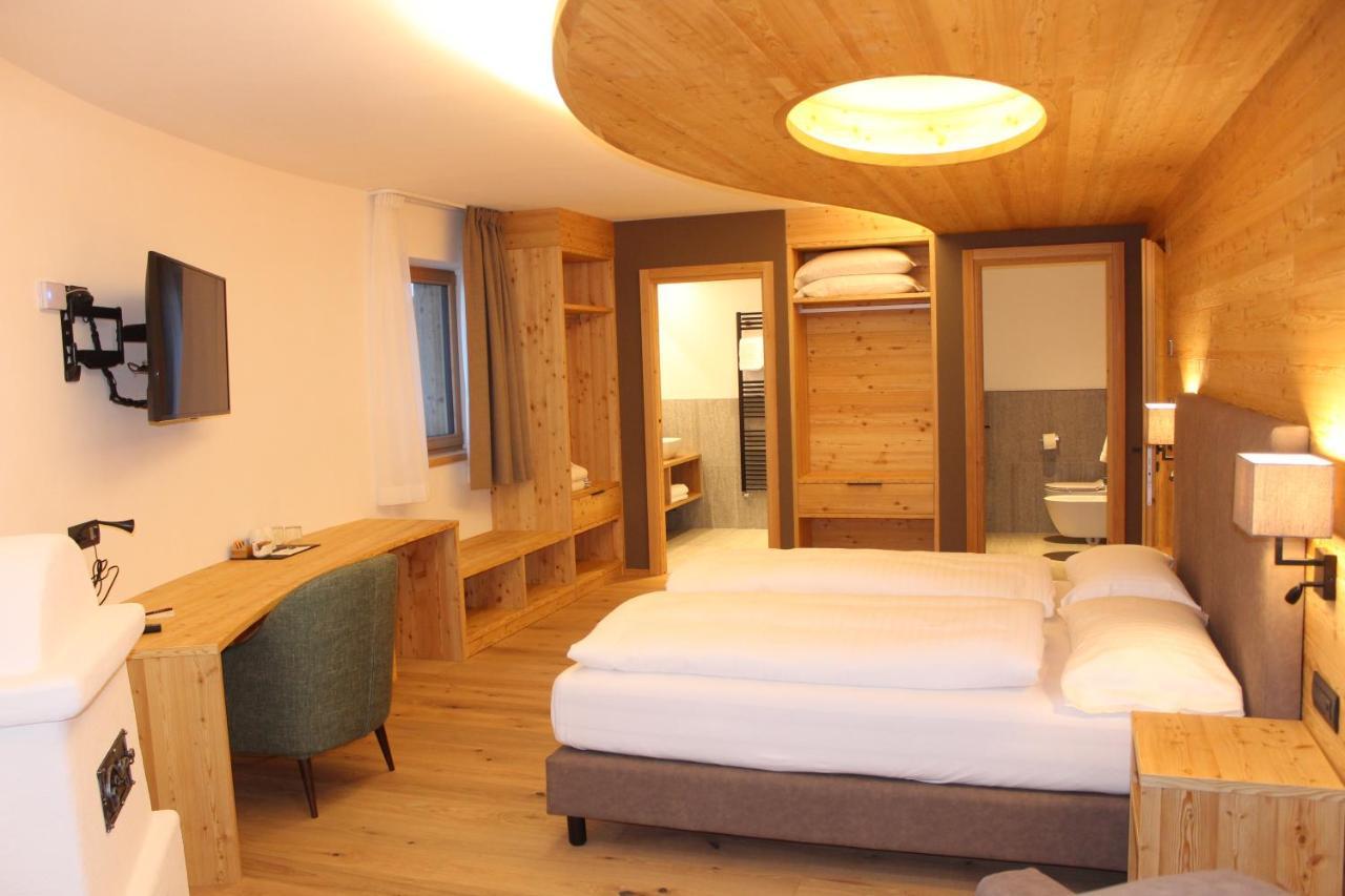Hotel Li Anta Rossa Livigno Exterior photo