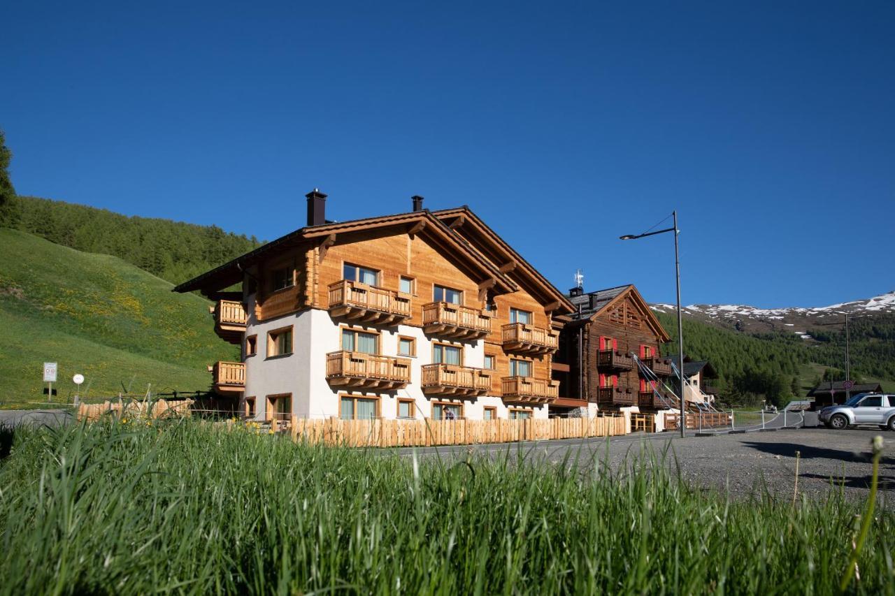 Hotel Li Anta Rossa Livigno Exterior photo