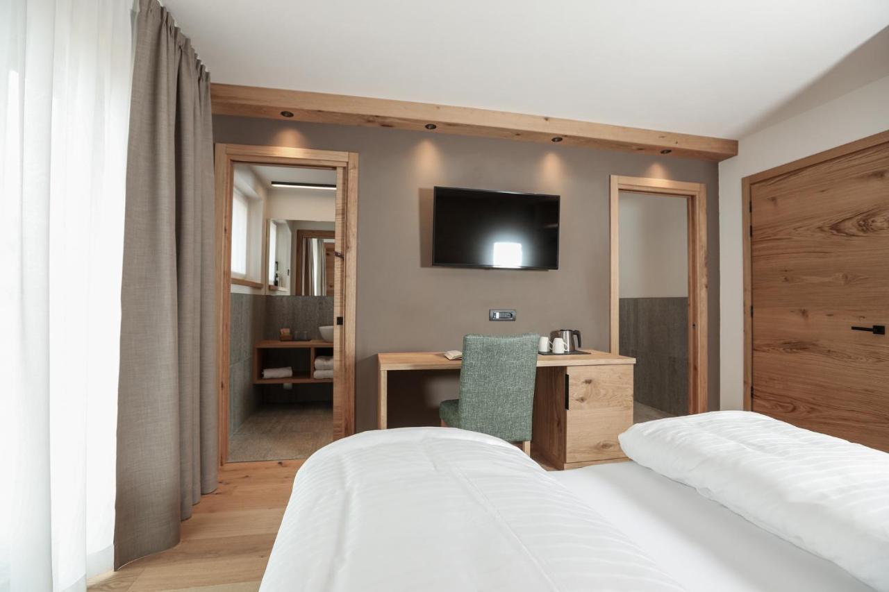 Hotel Li Anta Rossa Livigno Exterior photo