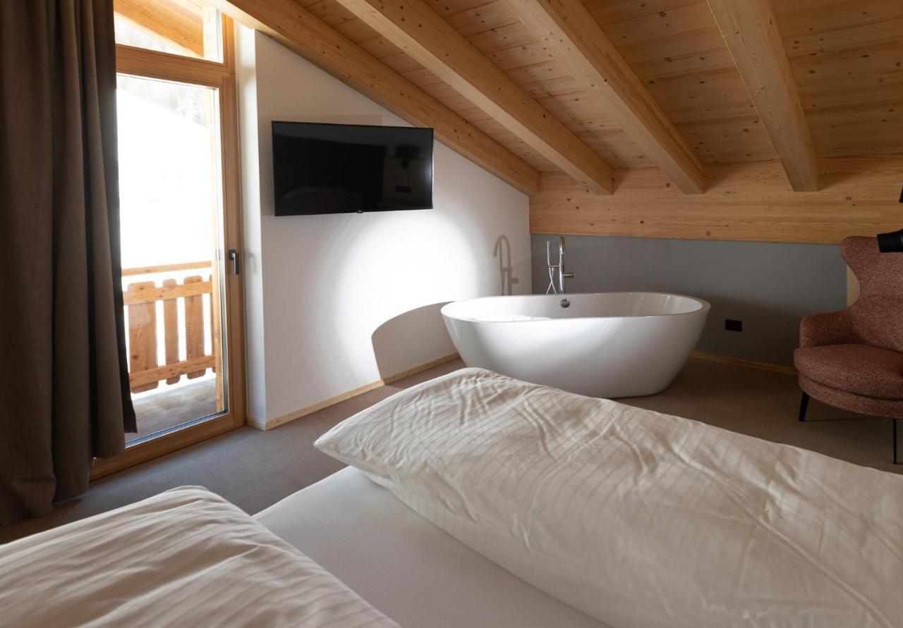 Hotel Li Anta Rossa Livigno Exterior photo
