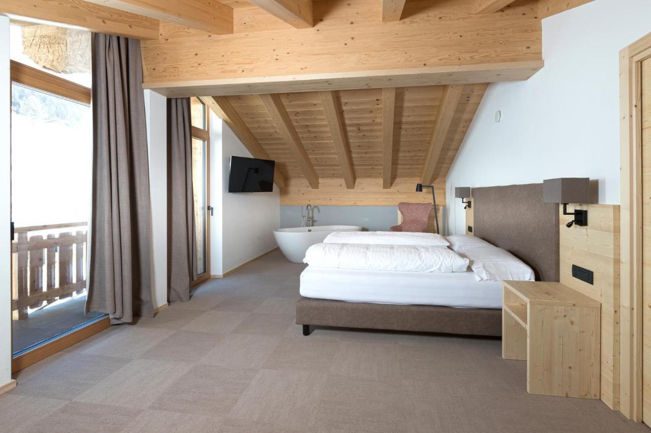 Hotel Li Anta Rossa Livigno Exterior photo